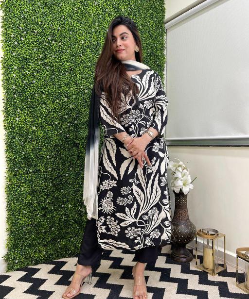 Black And White Botanical Print Kurta Set